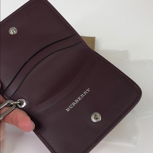 Burberry Link Detail Leather ID Card Case Charm - Picture 5 of 6